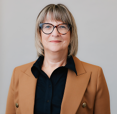 Sharon Jossa, Controller at DML Capital Group